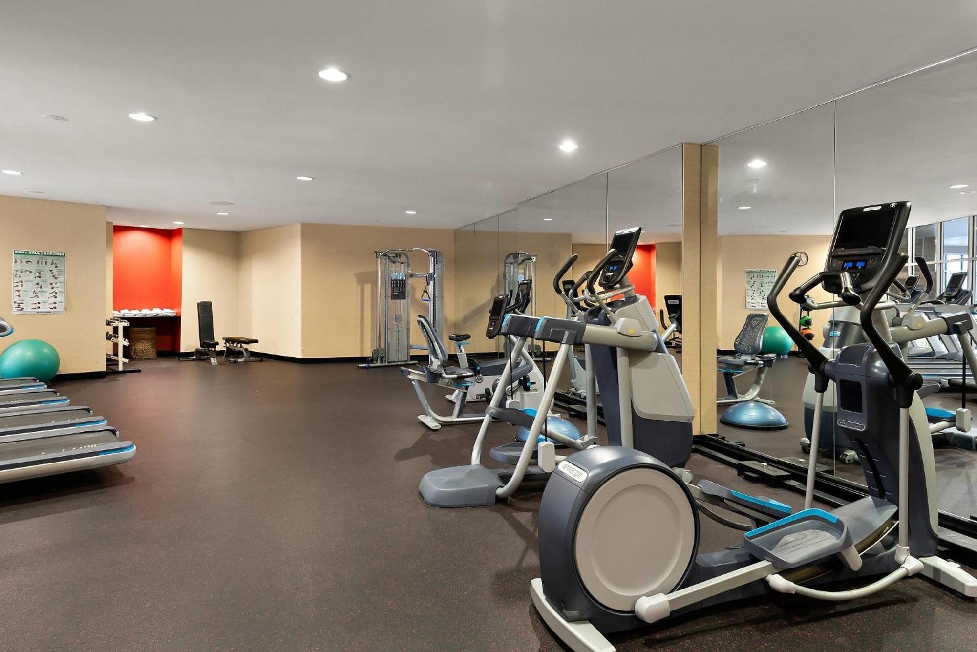 Hotel Cambria - Polaris 3*